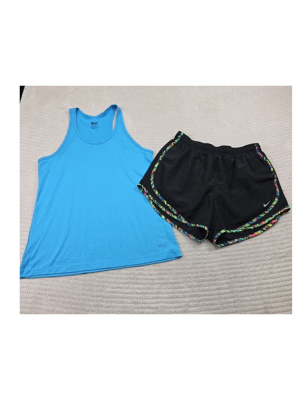 Nike Shorts & Tank Womens Large Active Wear Lined Running Shorts Dri Fit - Picture 1 of 8
